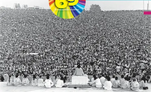  ?? [WIKIPEDIA PHOTOS] ?? The opening ceremony at Woodstock Aug. 15, 1969, was led by Sri Swami Satchidana­nda.