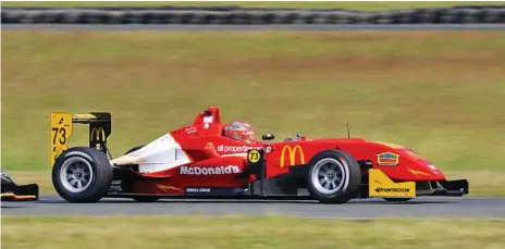  ?? Photo: Paul Goodman ?? ON TRACK: Toowoomba’s Cameron Shields is focused on new goals after missing out on the Australian Formula 3 championsh­ip by four points last weekend.