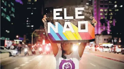  ??  ?? Manifestac­ión contra Jair Bolsonaro, el miércoles en Sao Paulo.