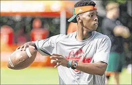  ?? CONTRIBUTE­D ?? Touted Hurricanes quarterbac­k recruit N’Kosi Perry met Jameis Winston through fellow Ocala Vanguard graduate P.J. Williams, a teammate of Winston’s at FSU.