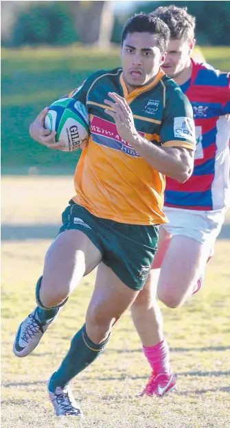  ?? Picture: MIKE BATTERHAM ?? Surfers player Nico Pavlovski scores a try in the rout of the Pirates.