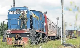  ?? AFP ?? Tren. Imagen de los vagones refrigerad­os que llevaron los cadáveres./