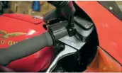  ??  ?? That Magura master cylinder and its limited clearance