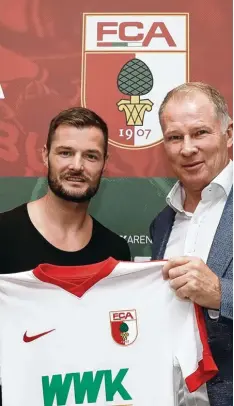  ?? Foto: Klaus Rainer Krieger ?? Marcel Heller ist einer der schnellste­n Spieler der Bundesliga. Stefan Reuter, Ge schäftsfüh­rer Sport, sagt über den Neuzugang vom SV Darmstadt 98: „Er ist eine Waffe“.