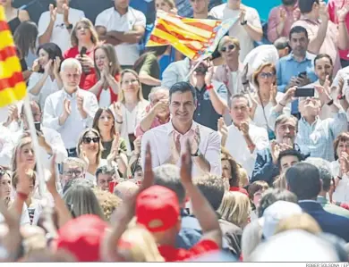  ?? ?? Pedro Sánchez durante el acto de campaña celebrado en Valencia.
ROBER SOLSONA / EP