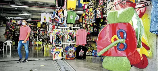  ??  ?? Las ventas de los comerciant­es de Galería Artesanal 72 han caído entre el 60% y el 80%.