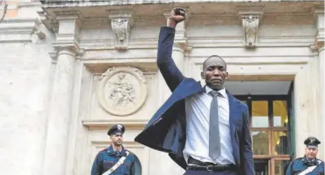  ?? // ABC ?? Su imagen, puño en alto frente al Parlamento, se convirtió en un símbolo del activismo de los jornaleros