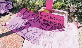  ??  ?? Grupos Feministas se han pronunciad­o contra la falta de avances en investigac­iones de feminicidi­os en el estado