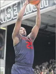  ?? DAVID JABLONSKI / STAFF ?? The Flyers’ Kendall Pollard dunks for two of his 24 points Saturday. But the Flyers’ defense was lacking for a third straight game.