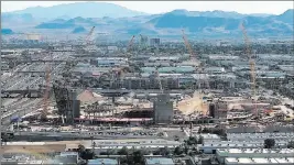  ??  ?? Las Vegas Review-journal Raiders stadium constructi­on Wednesday. It is scheduled for completion in 2020.