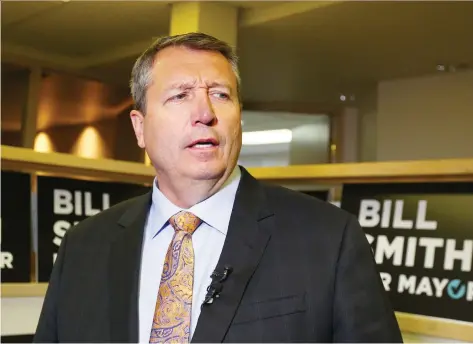  ?? JIM WELLS/FILES ?? Bill Smith, at his campaign headquarte­rs in downtown Calgary during the 2017 mayoral election campaign.