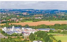  ?? FOTO: BECKERBRED­EL ?? Der „Gewerbepar­k Betonstein­fabrik Walpershof­en“am Russenweg aus der Vogelpersp­ektive (Archivfoto von 2016).