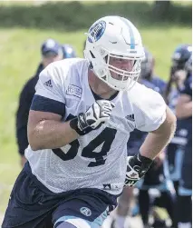  ?? CRAIG ROBERTSON/FILES ?? Argonauts right tackle Chris Van Zeyl says there was unity and a better feeling on the team this year.