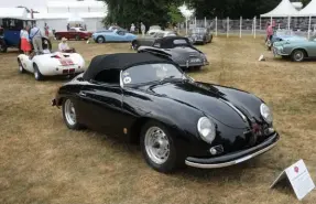  ??  ?? Above left: Edoardo Tabacchi’s rare and desirable 1957 Carrera GS/GT Speedster was perfect