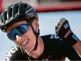  ?? JORGE GUERRERO / AFP ?? Romain Bardet, triomfador a la Vuelta