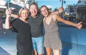  ?? Picture: NIGEL HALLETT ?? Robyn, Steve and Mia, 15, Titmus hang out in Broadbeach.