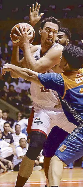  ??  ?? Ginebra’s totem pole Greg Slaughter