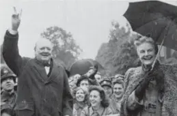  ?? © belga ?? Winston Churchill en zijn vrouw Clementine in 1945.