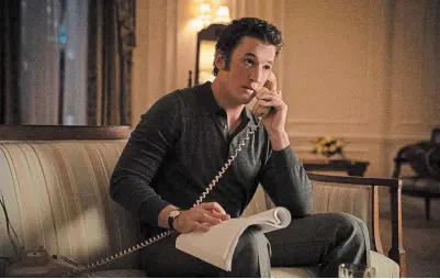  ?? NICOLE WILDER PHOTOS
THE ASSOCIATED PRESS ?? Miles Teller plays Al Ruddy in a scene from “The Offer,” which debuts today on Paramount Plus.