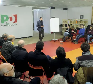  ??  ?? Riuniti Il primo incontro dell’ala generazion­ale del Pd a Trento, a fine gennaio