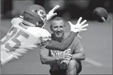  ?? CHARLIE RIEDEL/AP PHOTO ?? In this July 29, 2019, file photo, Chiefs defensive coordinato­r Steve Spagnuolo watches a drill during training camp in St. Joseph, Mo.