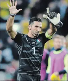  ?? FRANK AUGSTEIN THE ASSOCIATED PRESS ?? Gianluigi Buffon announced his retirement from Italy’s squad after the loss, which marked his 175th appearance with the national team.