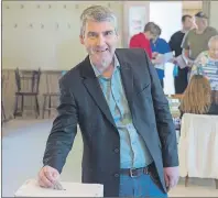  ?? $1 1)050 ?? Nova Scotia Premier Stephen McNeil votes in the provincial election at the community centre in Granville Centre, N.S. on Tuesday.