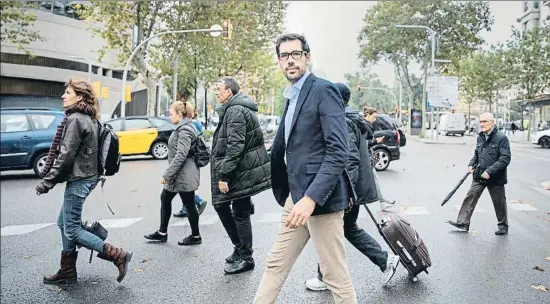  ?? ANA JIMÉNEZ ?? Juan Galiardo, director d’Uber a Espanya, dijous passat a la Diagonal de Barcelona
