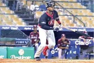  ?? FE ?? Yusniel Díaz remolcó una de las dos carreras de los Leones ante los Gigantes.