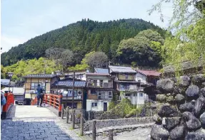  ??  ?? Takayama’s number one attraction is the Hida no Sato Folk Village, where you can experience the pure joy of living in a mountain farming village.