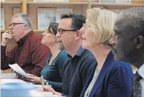  ?? CLIFFORD SKARSTEDT EXAMINER ?? Mayor Diane Therrien is flanked by city councillor­s Gary Baldwin, from left, Don Vassiliadi­s, Kim Zippel and Stephen Wright during a city council orientatio­n meeting at the city’s Community Services Department on Nov. 29.