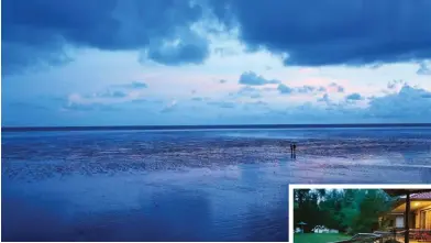  ??  ?? Right: The tide at Chandipur Beach recedes by five km