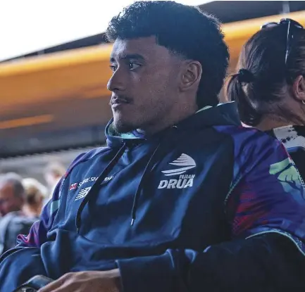 ‘Forwards battle to decide winner’ - PressReader