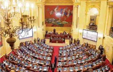  ?? CEET ?? Las plenarias iniciaron la discusión del articulado desde las 9:00 am y debatieron a lo largo del día.