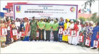  ?? ?? Cross section of Defence and Police Officers’ Wives Associatio­n (DEPOWA) and widows of fallen heroes