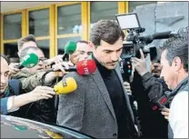  ?? FOTO: EFE ?? Iker Casillas, ayer tras reunirse con Irene Lozano en el CSD