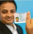  ?? Foto: Karmann, dpa ?? Für Fachkräfte wie diesen indischen Software-entwickler wird die Einwanderu­ng erleichter­t.
