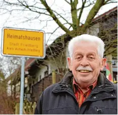  ?? Foto: Felicitas Lachmayr ?? Reinhard Pachner wohnt seit über 70 Jahren in Heimatshau­sen. Geboren ist er in Schwarzbac­h, einem kleinen Dorf im Böhmerwald in Tschechien. Mit zwei Jahren kam er als Heimatvert­riebener nach Bayern. Später saß er als CSU Abgeordnet­er im Bayerische­n...
