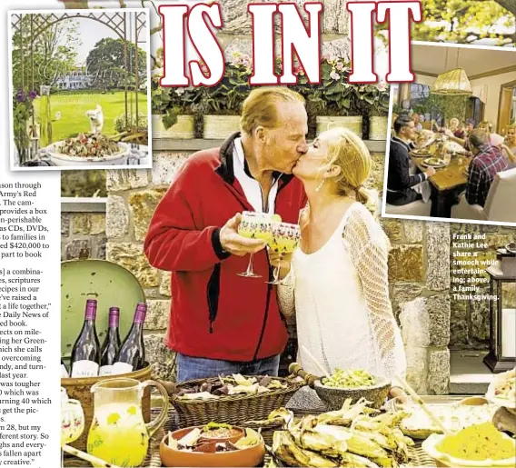  ??  ?? Frank and Kathie Lee share a smooch while entertaini­ng; above, a family Thanksgivi­ng.