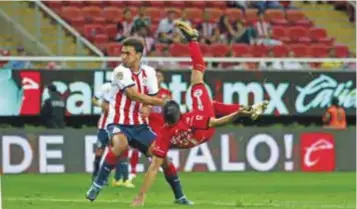  ?? | MEXSPORT ?? Amaury Escoto se lució con un gol de chilena en los minutos finales del encuentro.