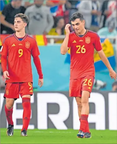  ?? ?? Gavi y Pedro han formado el centro del campo de España en los cuatro partidos del Mundial.