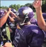  ?? ?? Christian Abraham / Hearst Connecticu­t Media
The Westhill High School football team practices at the school in Stamford on Aug. 24.