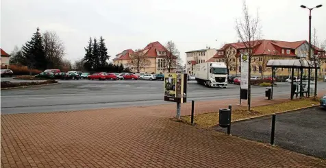  ?? INGOLF GLÄSER ?? Am Busbahnhof in Bad Frankenhau­sen soll ein Parkdeck gebaut werden.