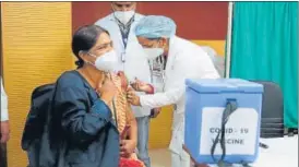  ?? HIMANSHU VAYS/HT PHOTO ?? According to the health department data, more than 6 lakh people have been vaccinated against the target of 900,694 in the state so far.