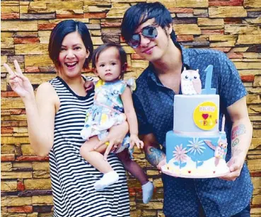  ??  ?? …with husband Kean Cipriano and Stellar, their one-year-four-month-old daughter…