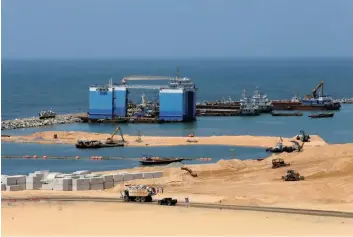  ?? — Reuters ?? A general view of Colombo Port City constructi­on site, which is backed by Chinese investment, in Colombo.