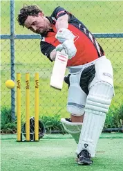  ?? Photograph­s: Craig Johnson. ?? Damon Healy got accustomed to his new home at Hallora in his first session as coach of the side.