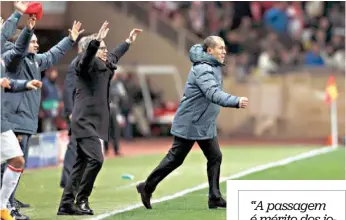  ?? JEAN-PAUL PELISSIER / REUTERS ?? Leonardo Jardim corre para a festa monegasca