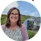  ?? ?? Sarah O’neil is passionate about encouragin­g people of all ages and stages to discover the love of gardening. She embraces the challenges of her own wild coast location. @sarahthere­algardener