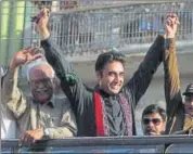  ?? AP FILE ?? Bilawal Bhutto Zardari (centre) with PPP aides during a rally in Karachi in October.